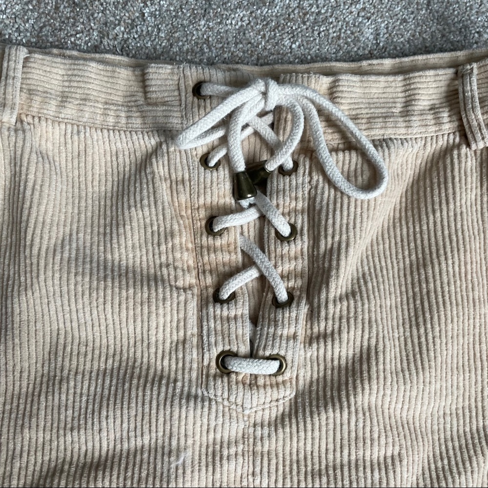 Kendall & Kylie Tan Corduroy tie skirt - Picture 3 of 5